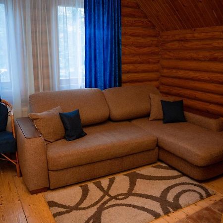Hotel Gostiniy Dvor Non-Stop Cherson Esterno foto