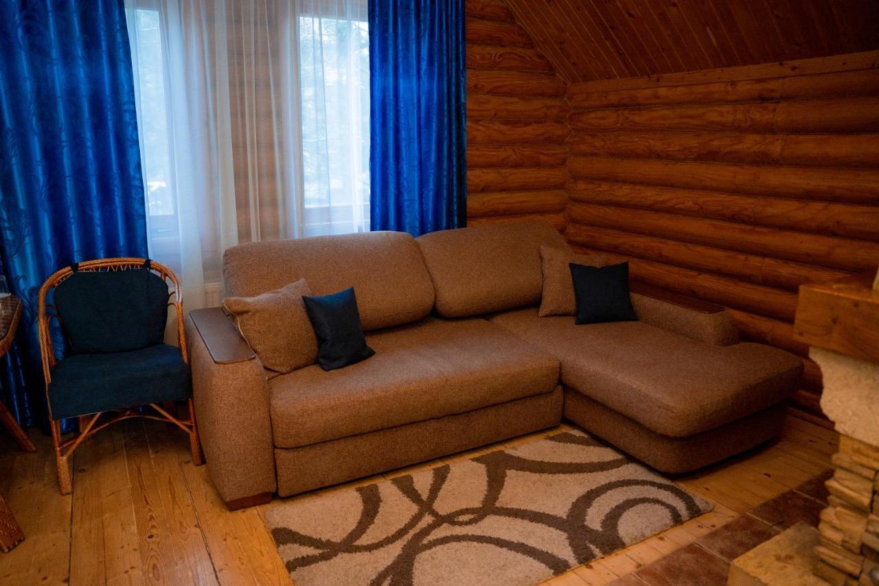 Hotel Gostiniy Dvor Non-Stop Cherson Esterno foto